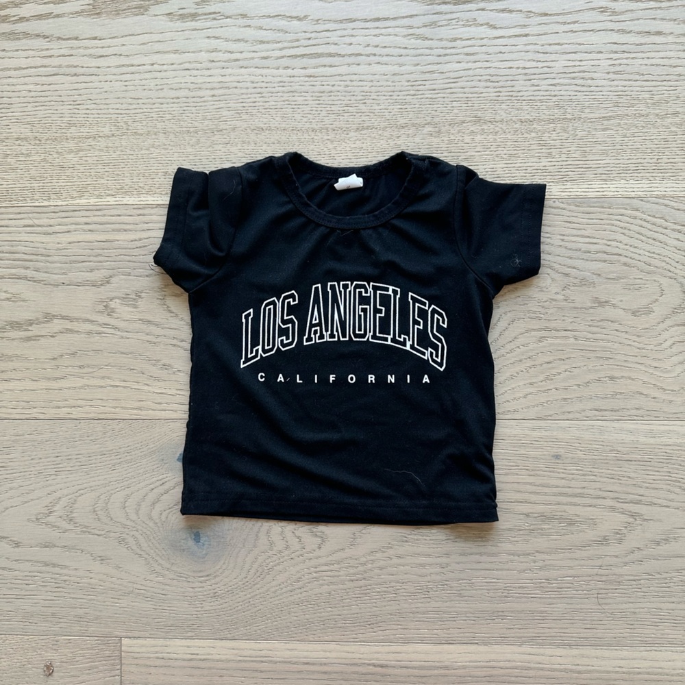 Black t-shirt for boys!